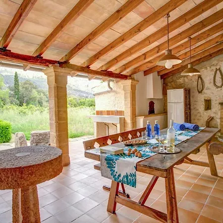 Villa Sleeps 10 Pool Air Con Wifi